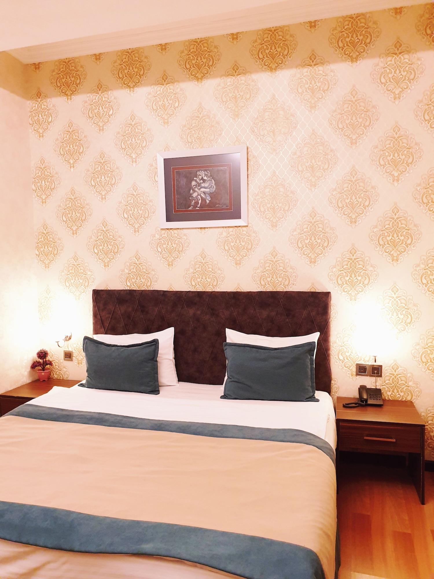 Nemi Center Отель 4*