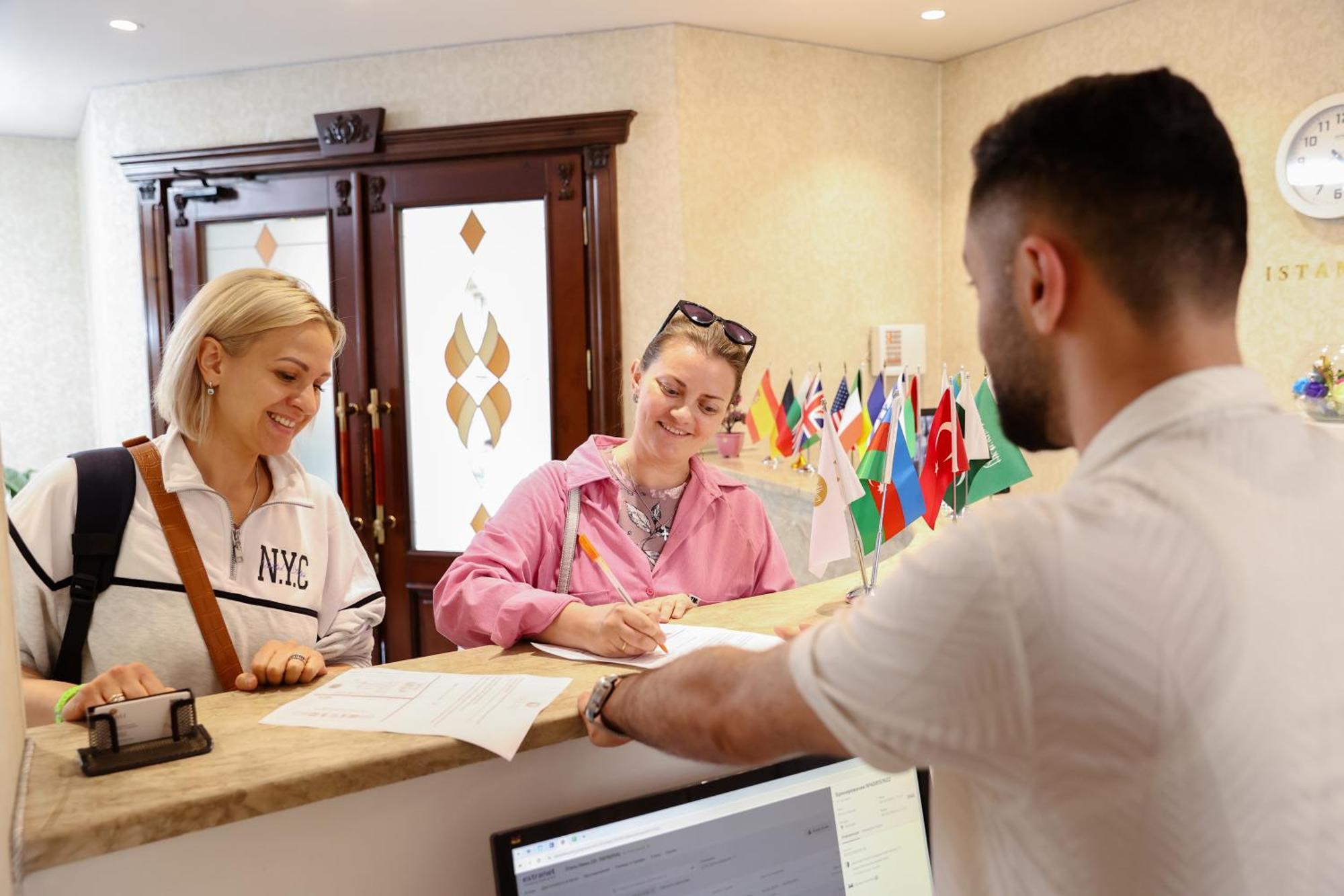 Отель Nemi Center 4*